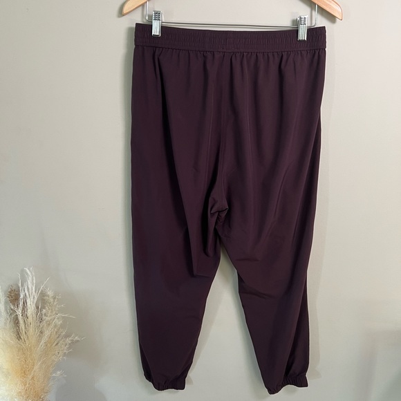 Community Light Weight Joggers- Plumb- M - Picture 4 of 4